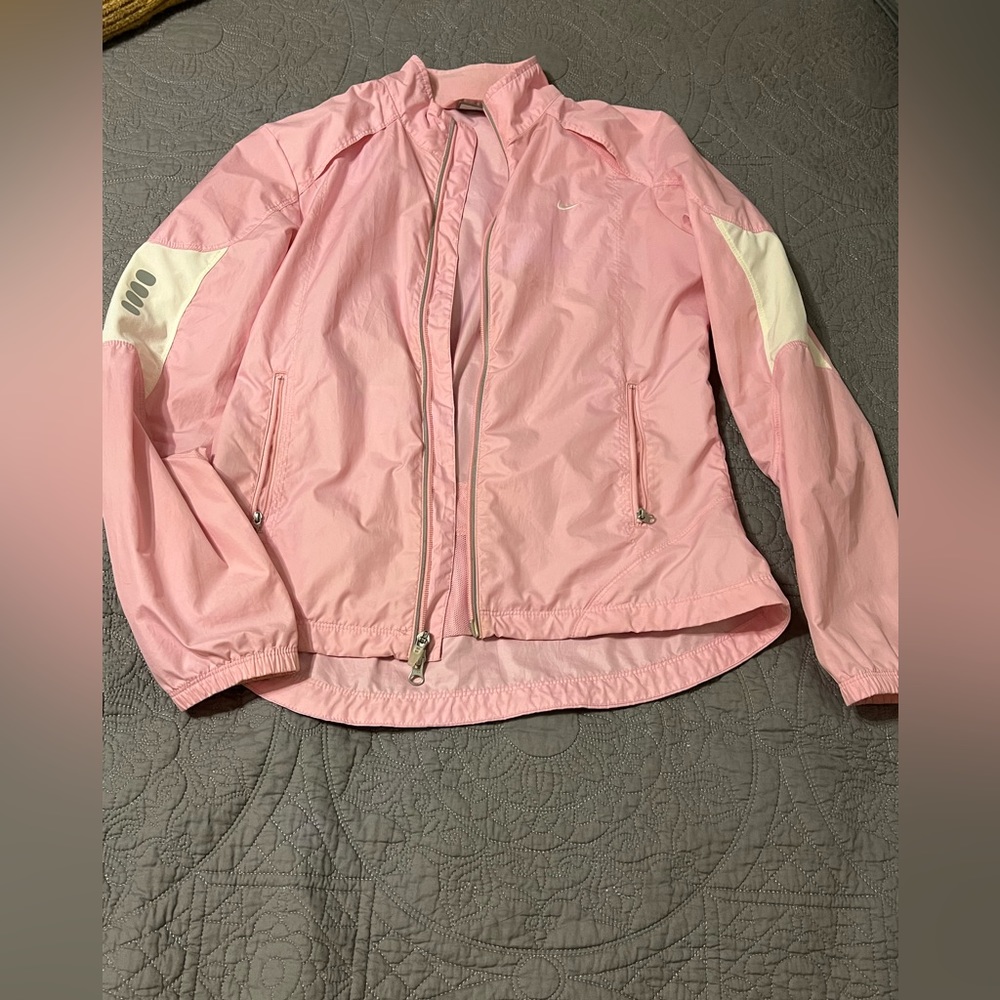 Womens Wind breaker